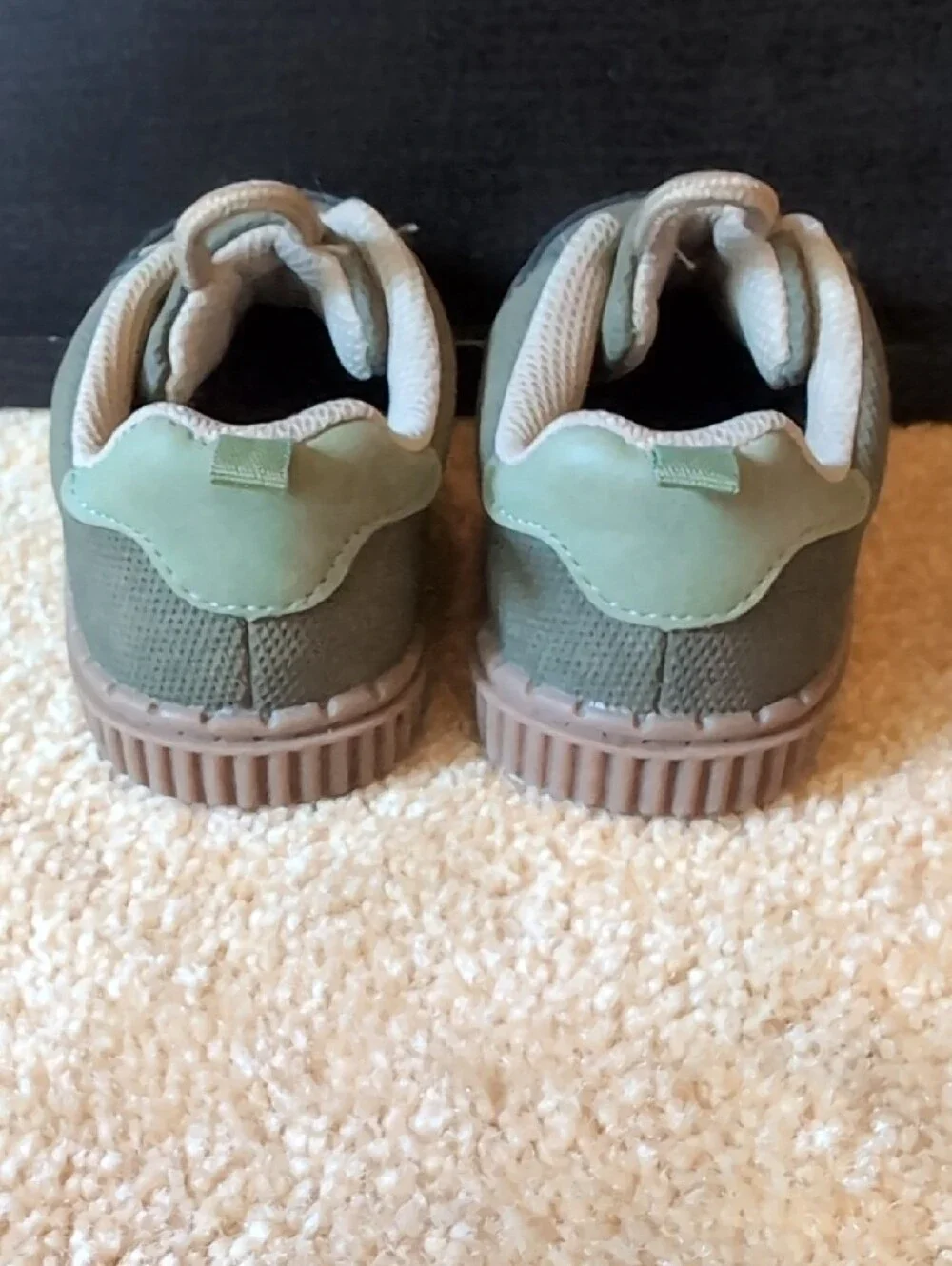 OshKosh B'gosh 'Heidy' Toddler Trail Sneakers